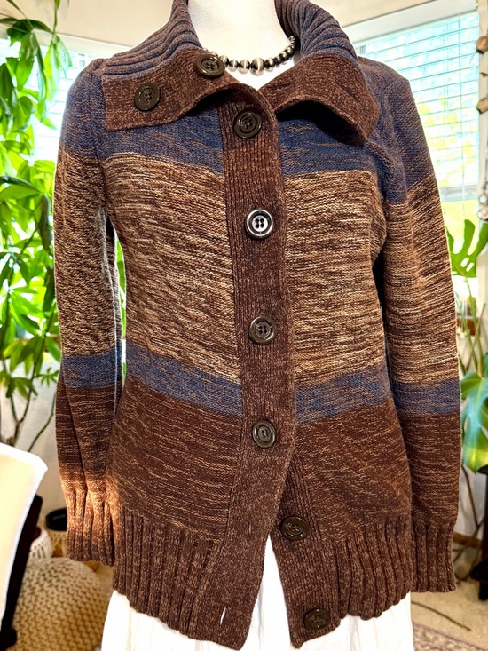 Pendleton Sweaters - Pendleton Beautiful Brown and Blue Ribbed Button Cardigan